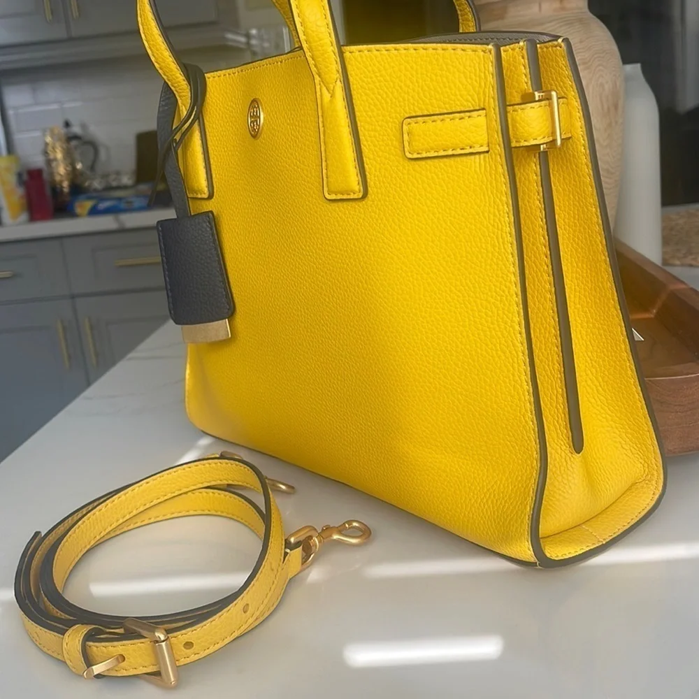 Tory Burch color goldfinch