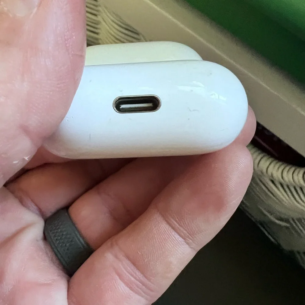 Apple compact white