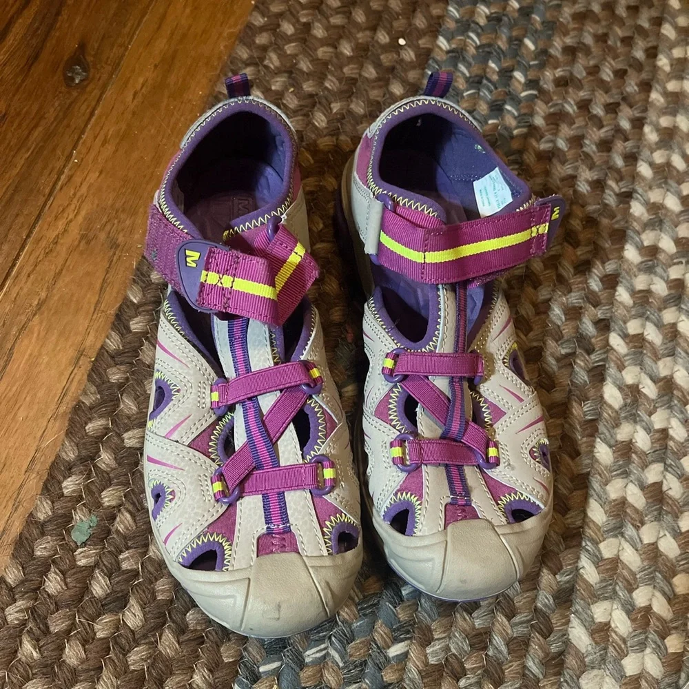 Merrell kid hydro