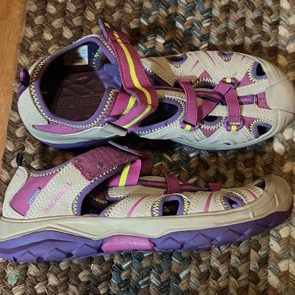 Merrell kid hydro