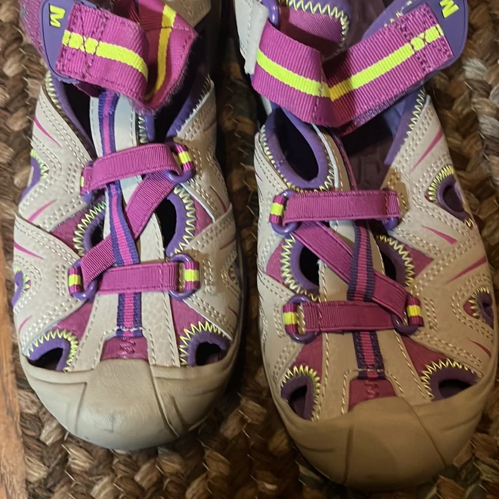 Merrell kid hydro