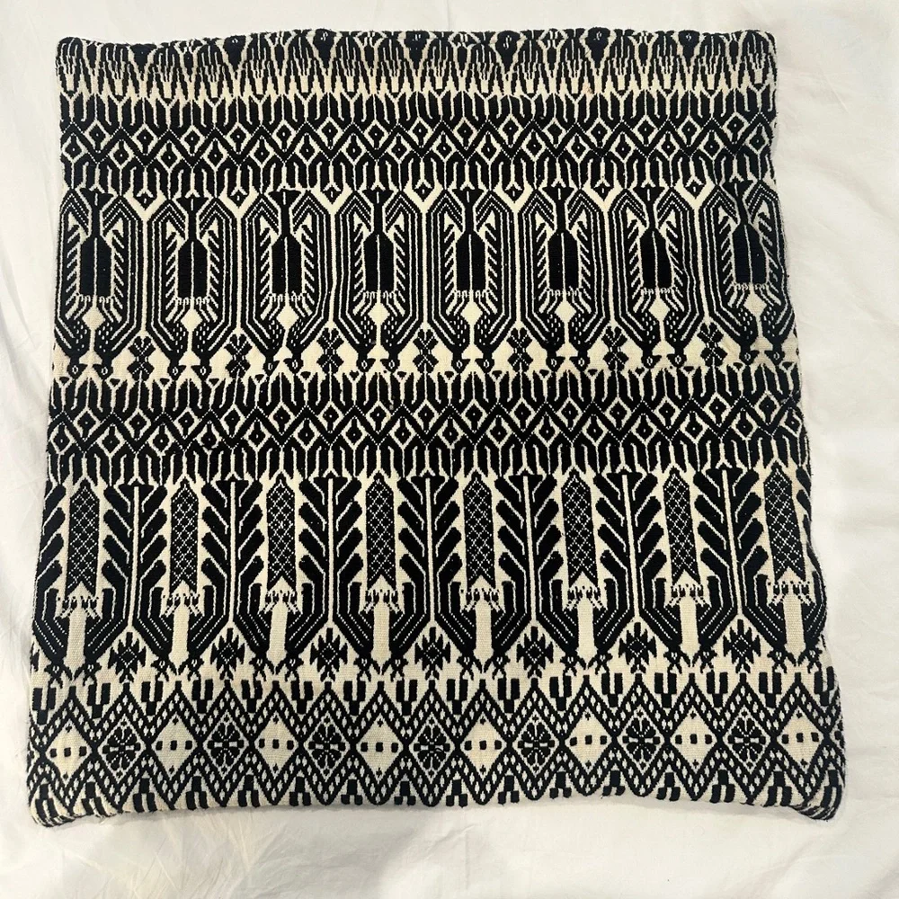 Black and White Patterned Throw Pillow Cover
