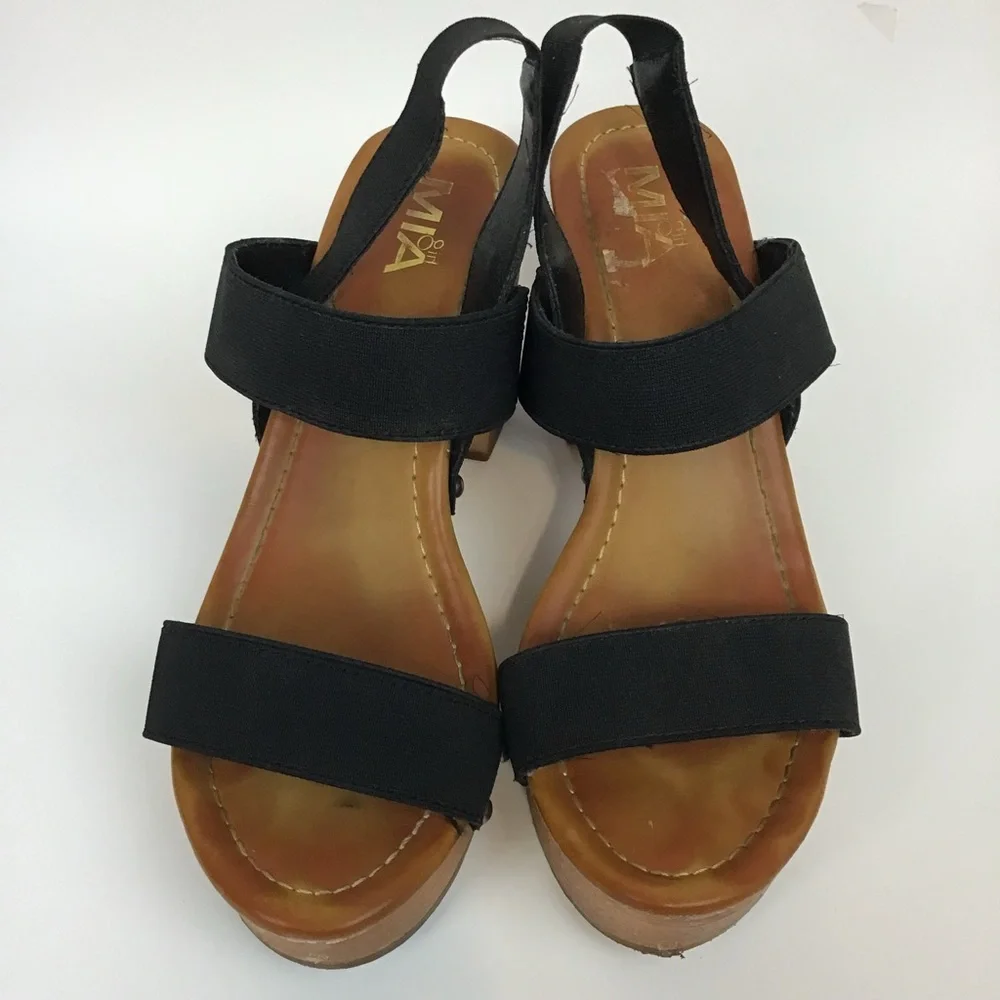 MIA 90’s black