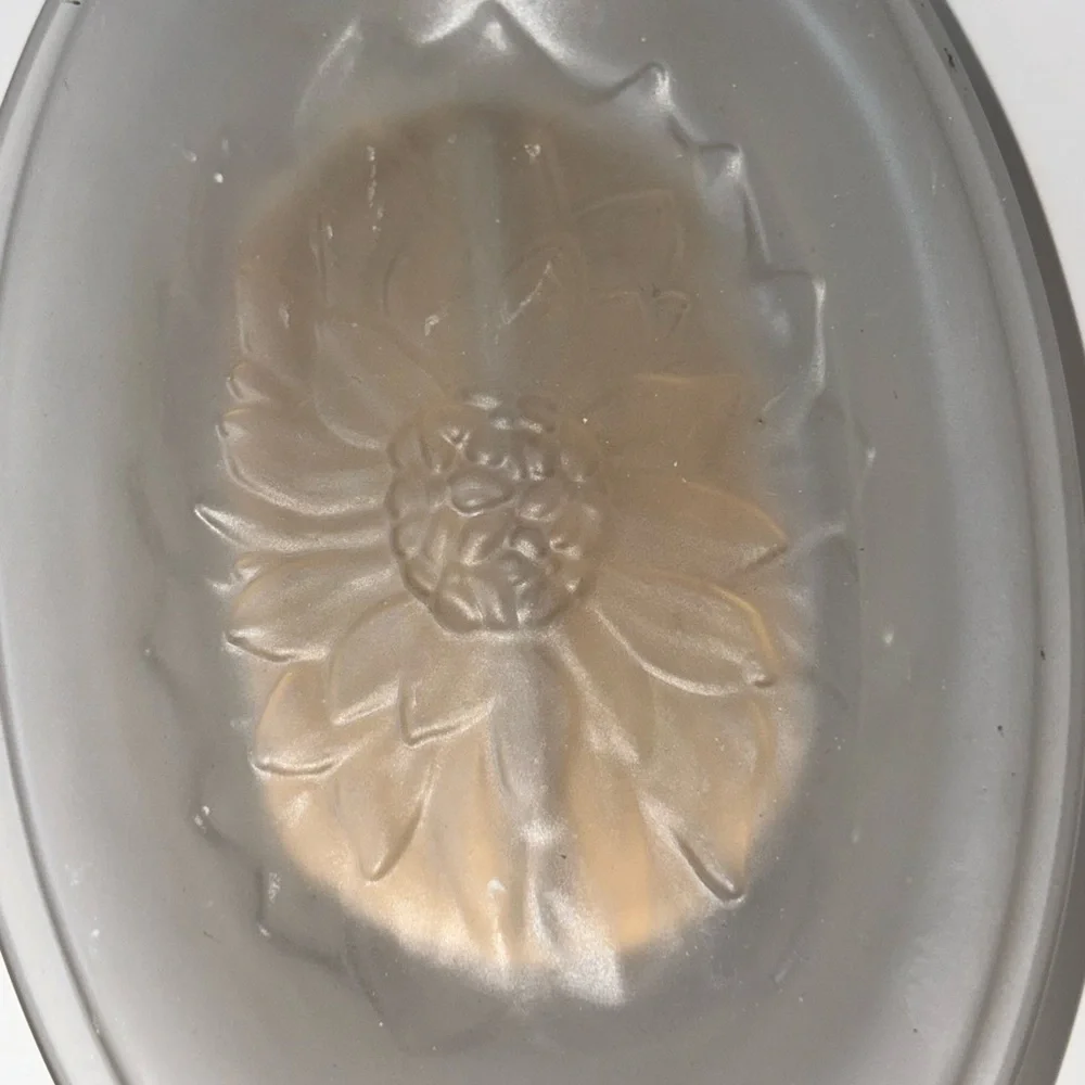 Avon elegant vanity