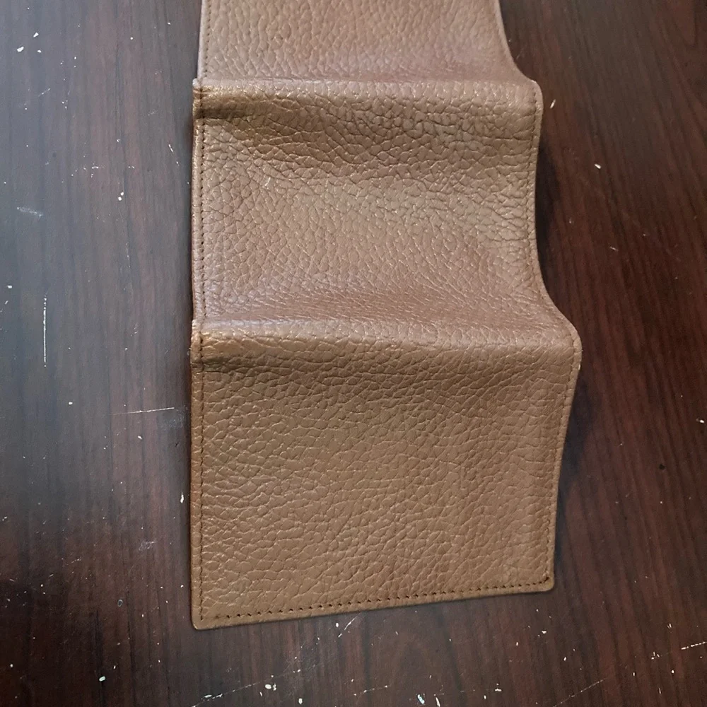 Avalon elegant genuine
