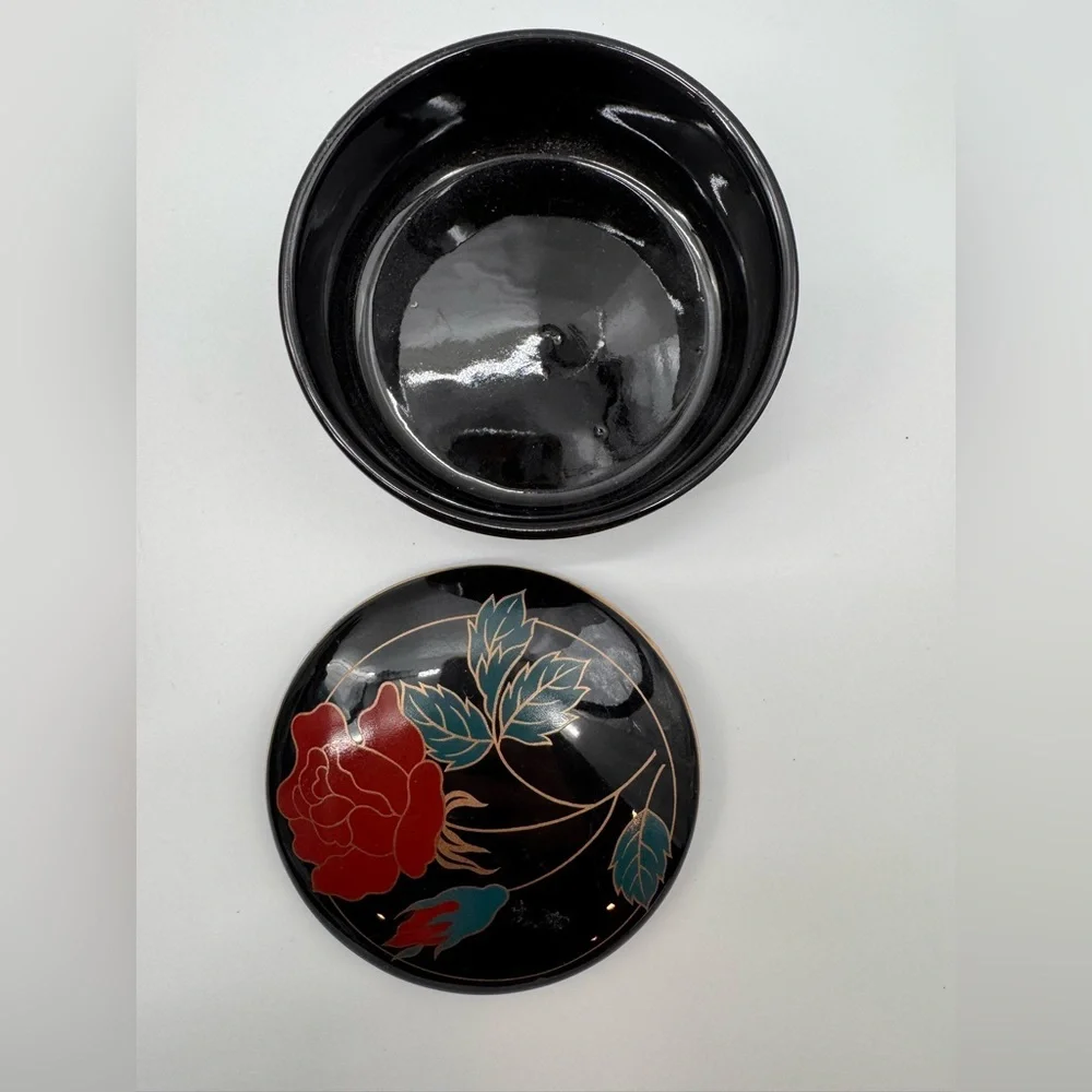 N/A vintage porcelain