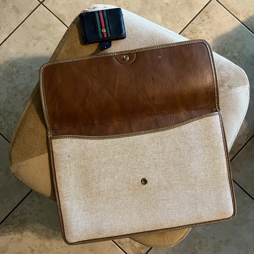 Vintage Gucci canvas & leather pouch