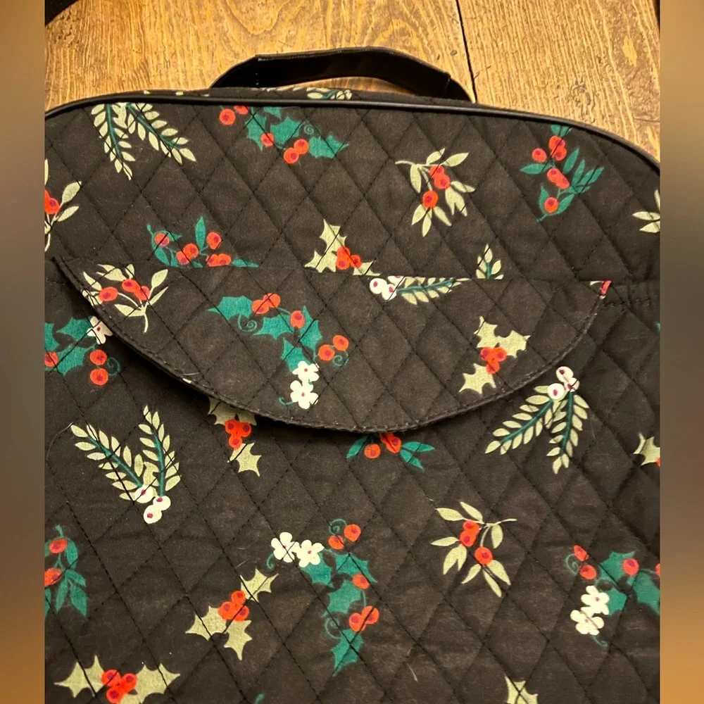 N/A quilted women