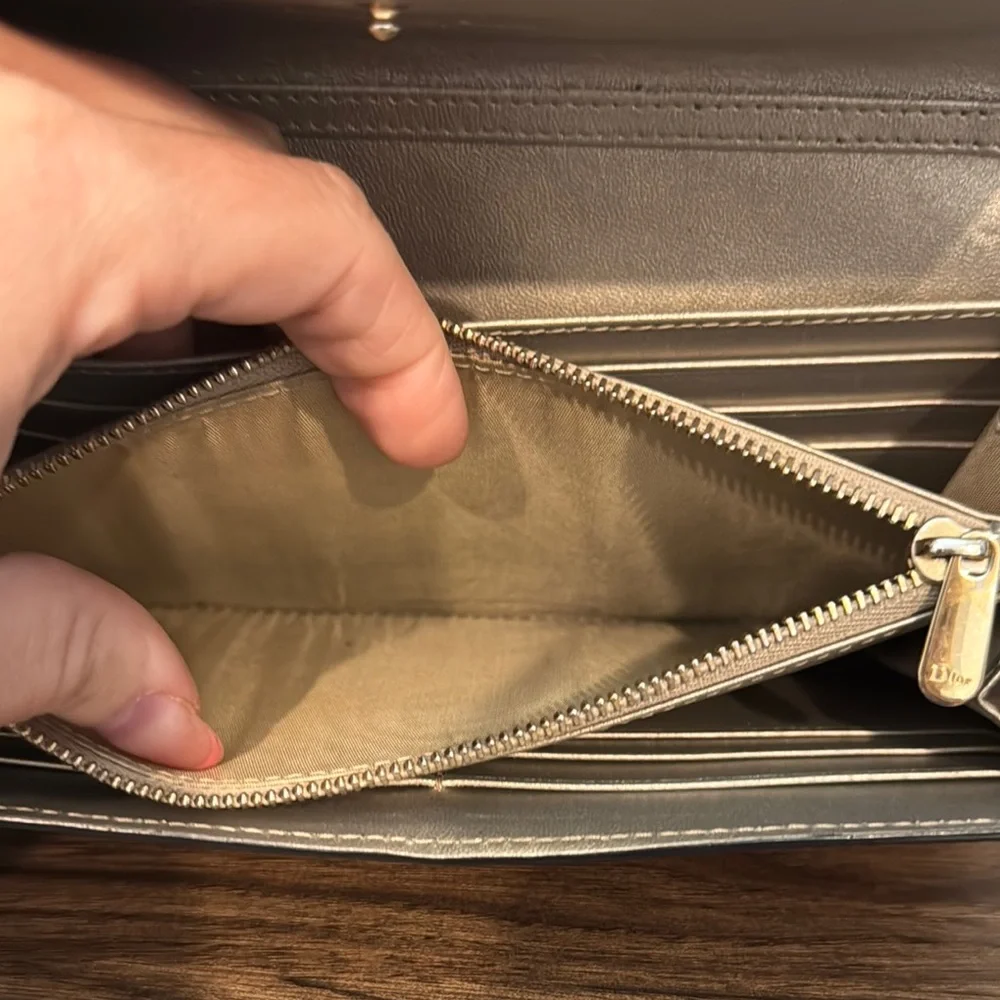 Dior elegant wallet