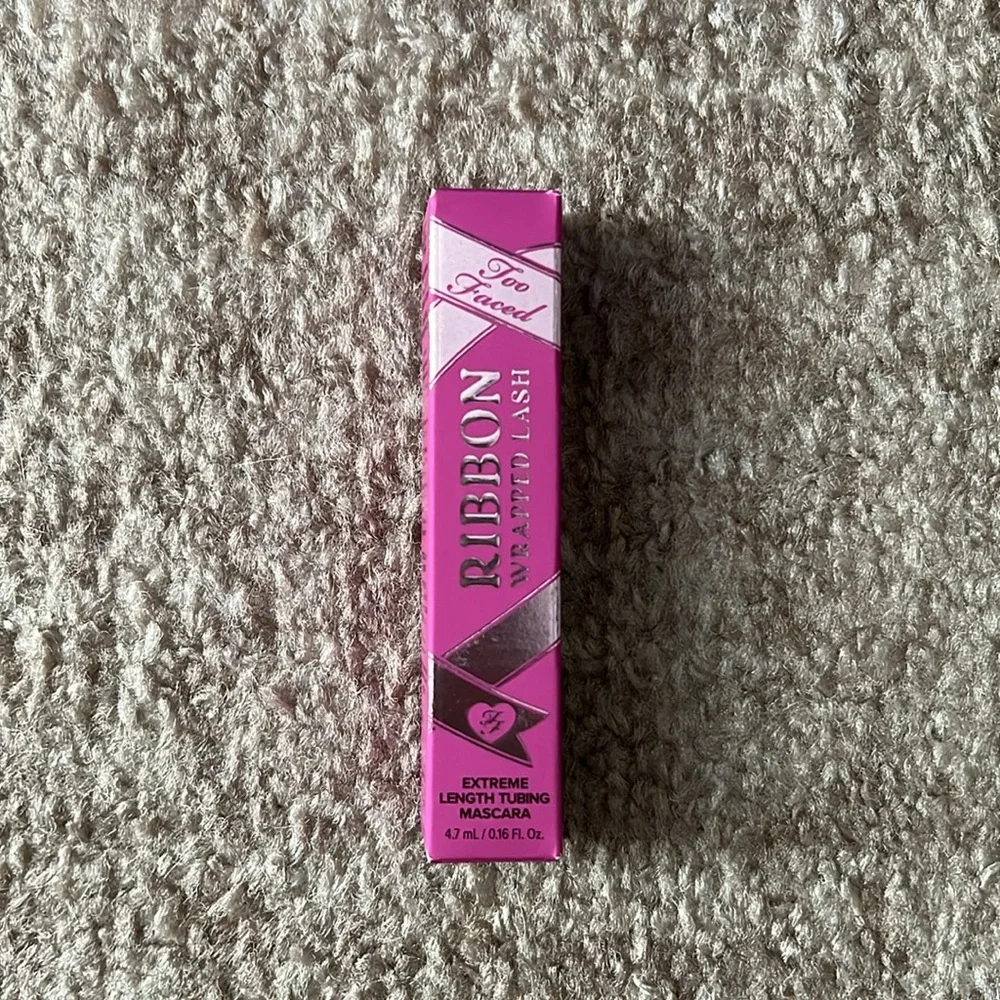 🦋NWT - TOO FACED Ribbon Wrapped Lash Extreme Length Tubing Mascara Travel Size