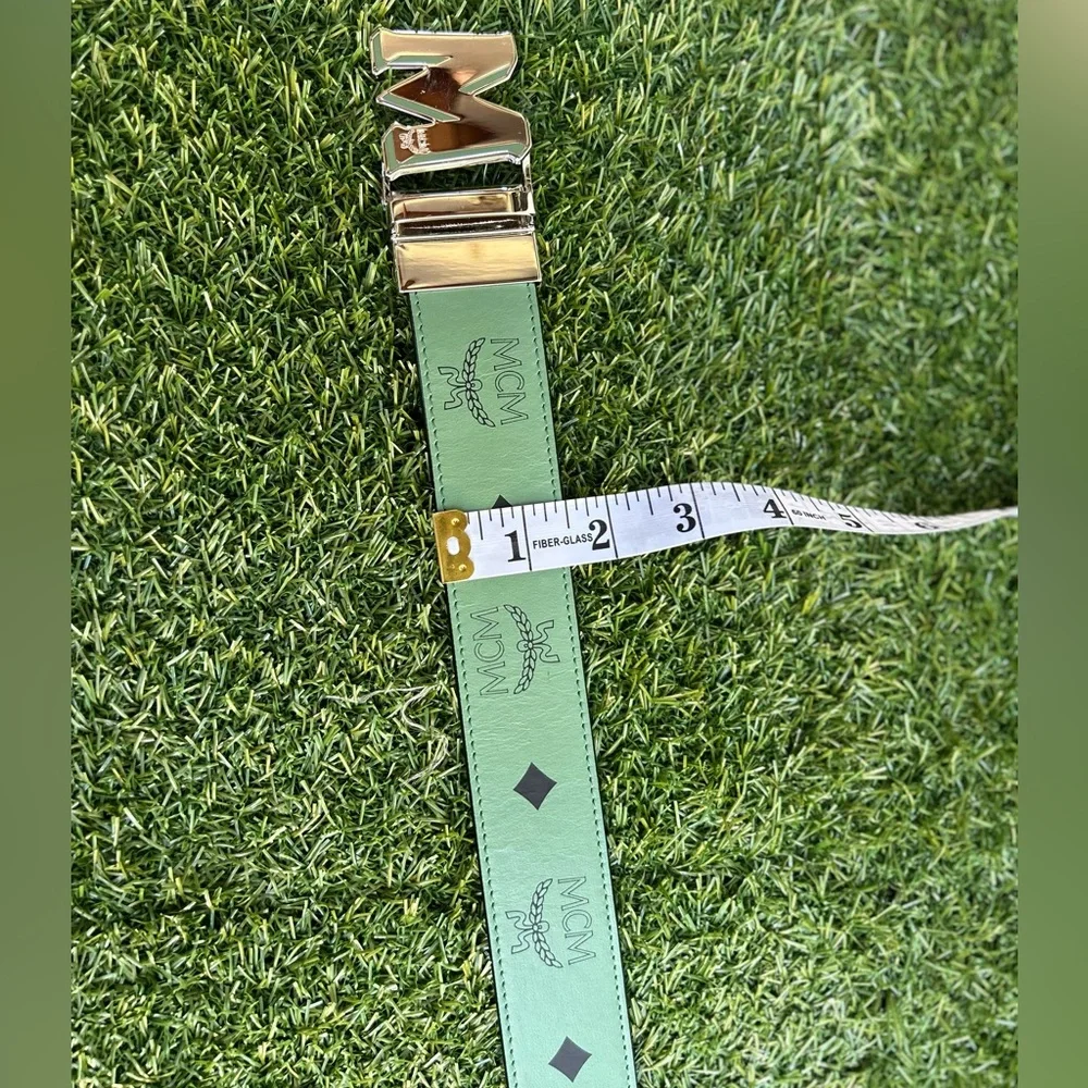 MCM korea buckle made
