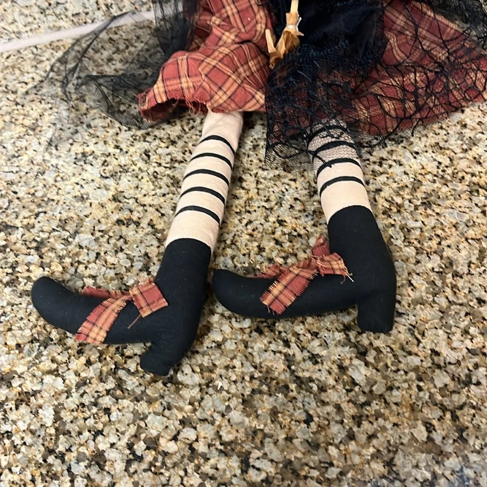 N/A charming witch