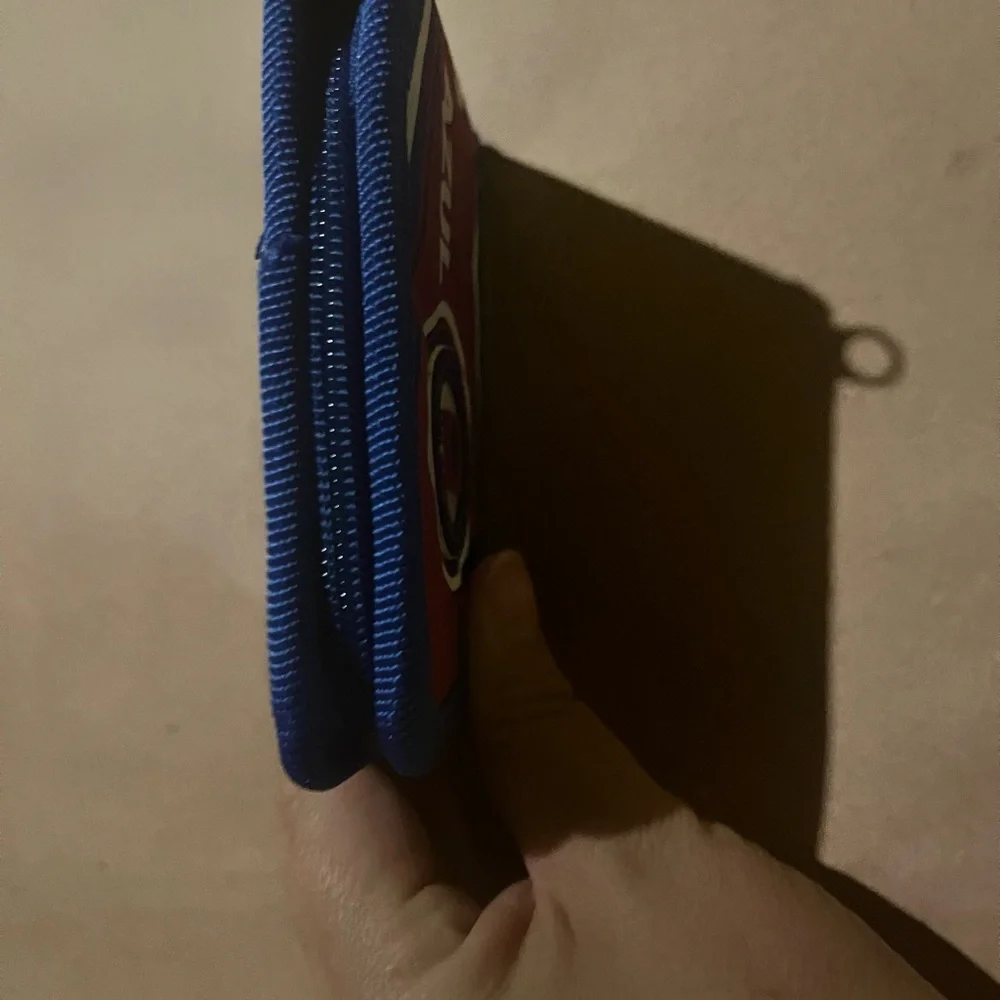 Cruz Azuel Zip Up Wallet