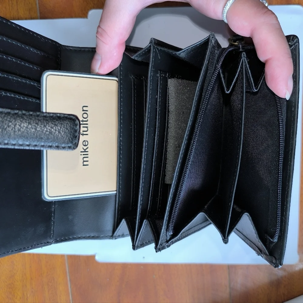Mike Fulton auth bnwt