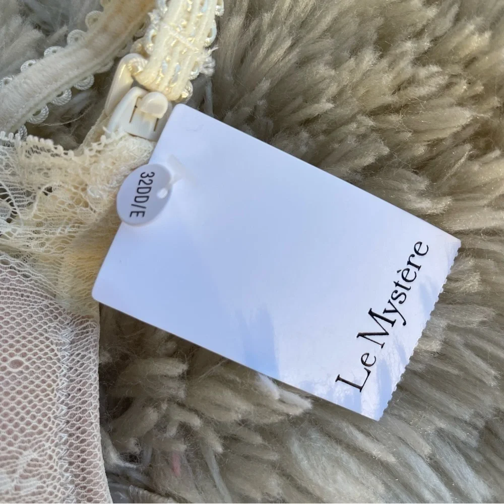 Le Mystere new le