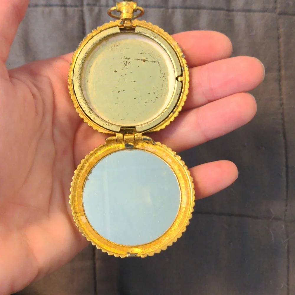 Max Factor item good
