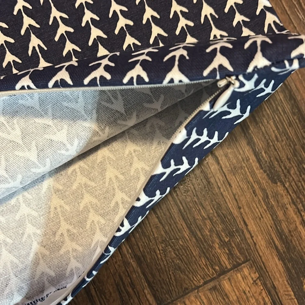 Indigo Vine Navy and White Pillow Cover