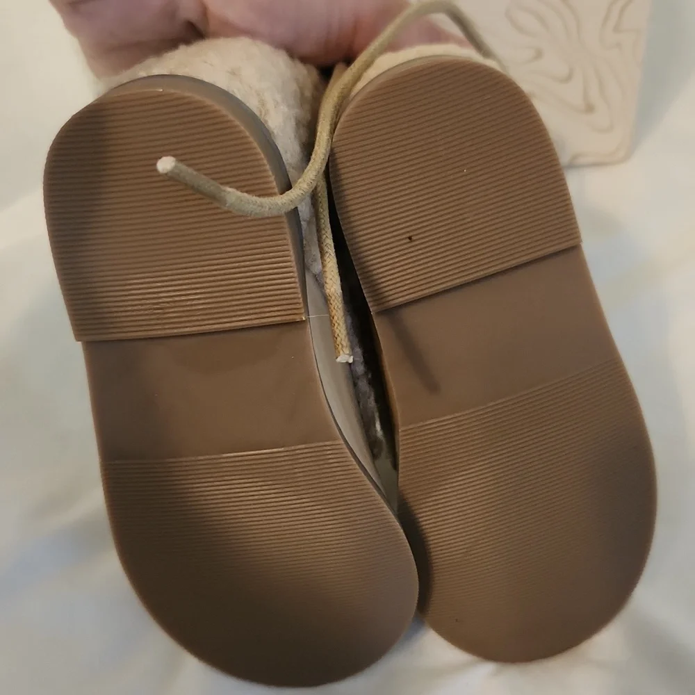 Stylish Tan Kids Boots Sherpa