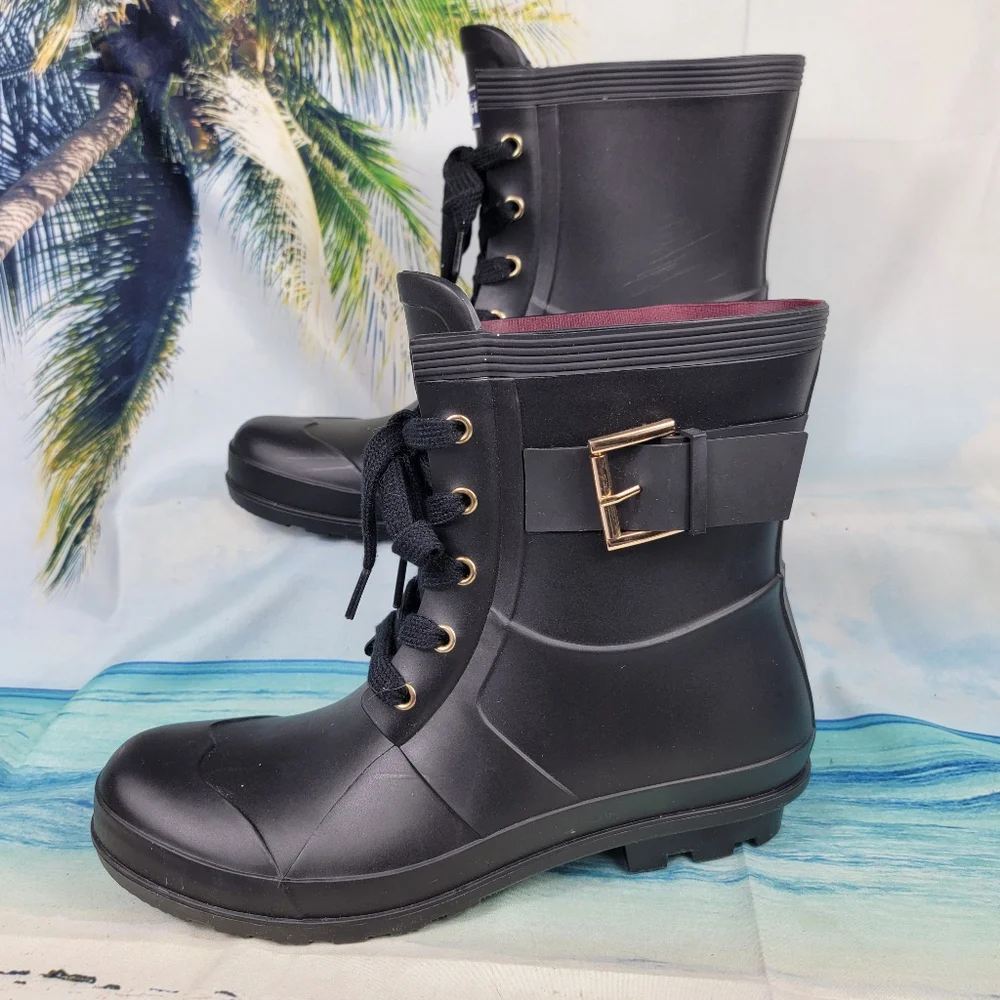 Tommy Hilfiger shoes are