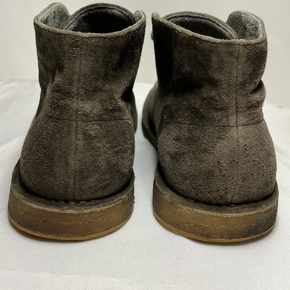 UGG photos area