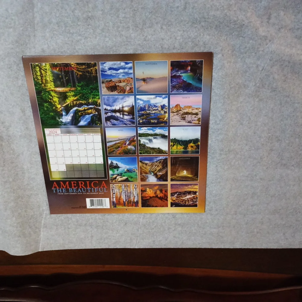 N/A wall calendars