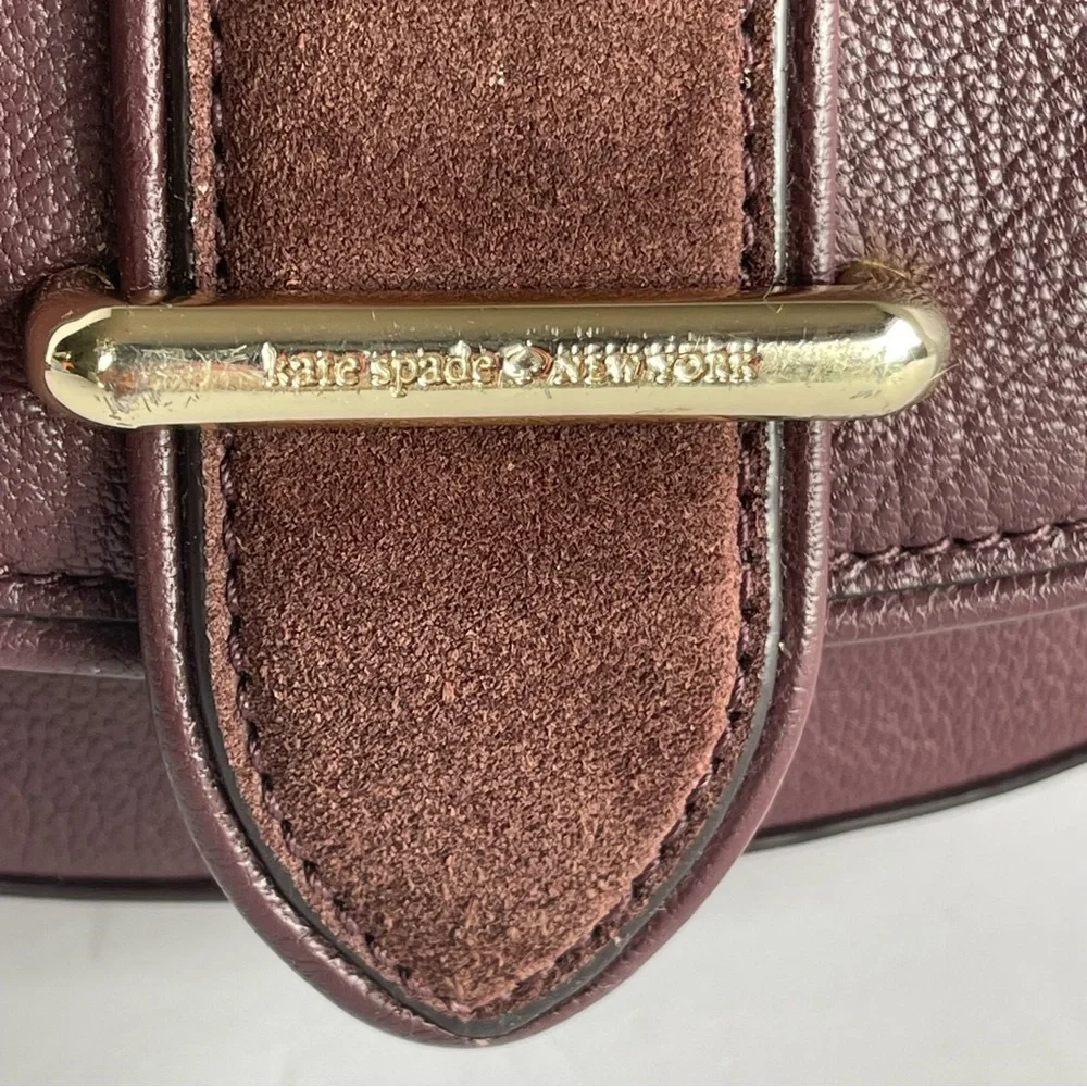 kate spade snap magnetic 22