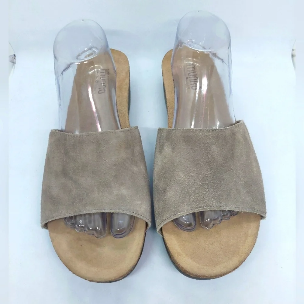 Munro Laya Women's 12M Taupe Suede Slide Sandals Slip On Open Toe Shoes