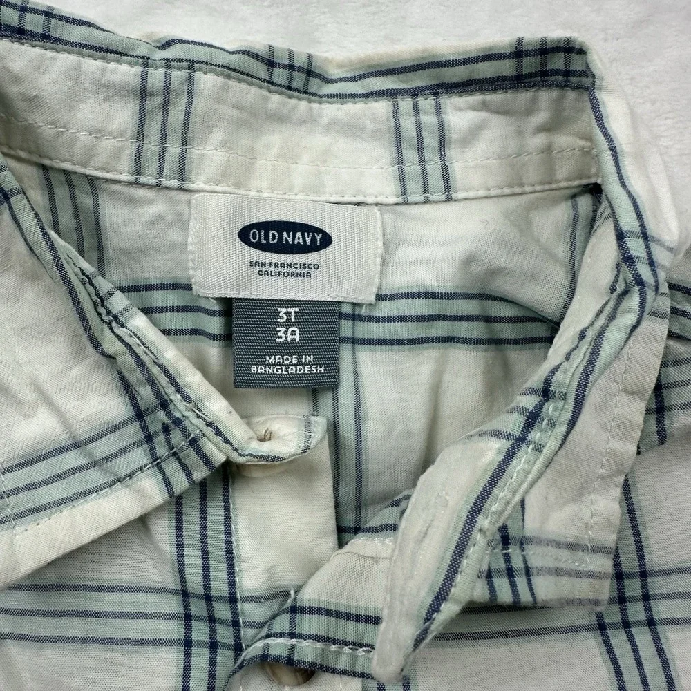 Old Navy Button Up Shirts Boy's 3T Set Of 2 Long Sleeve