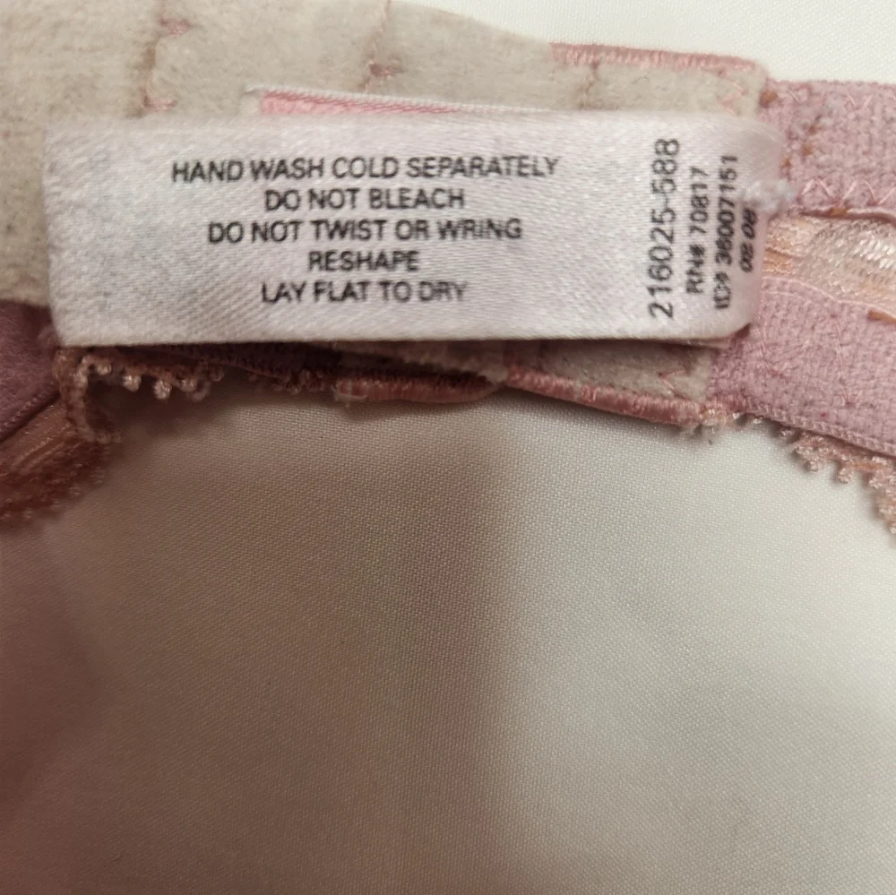 Victoria's Secret Angels Lined Demi Blush Lace Bra Women's Size 34C