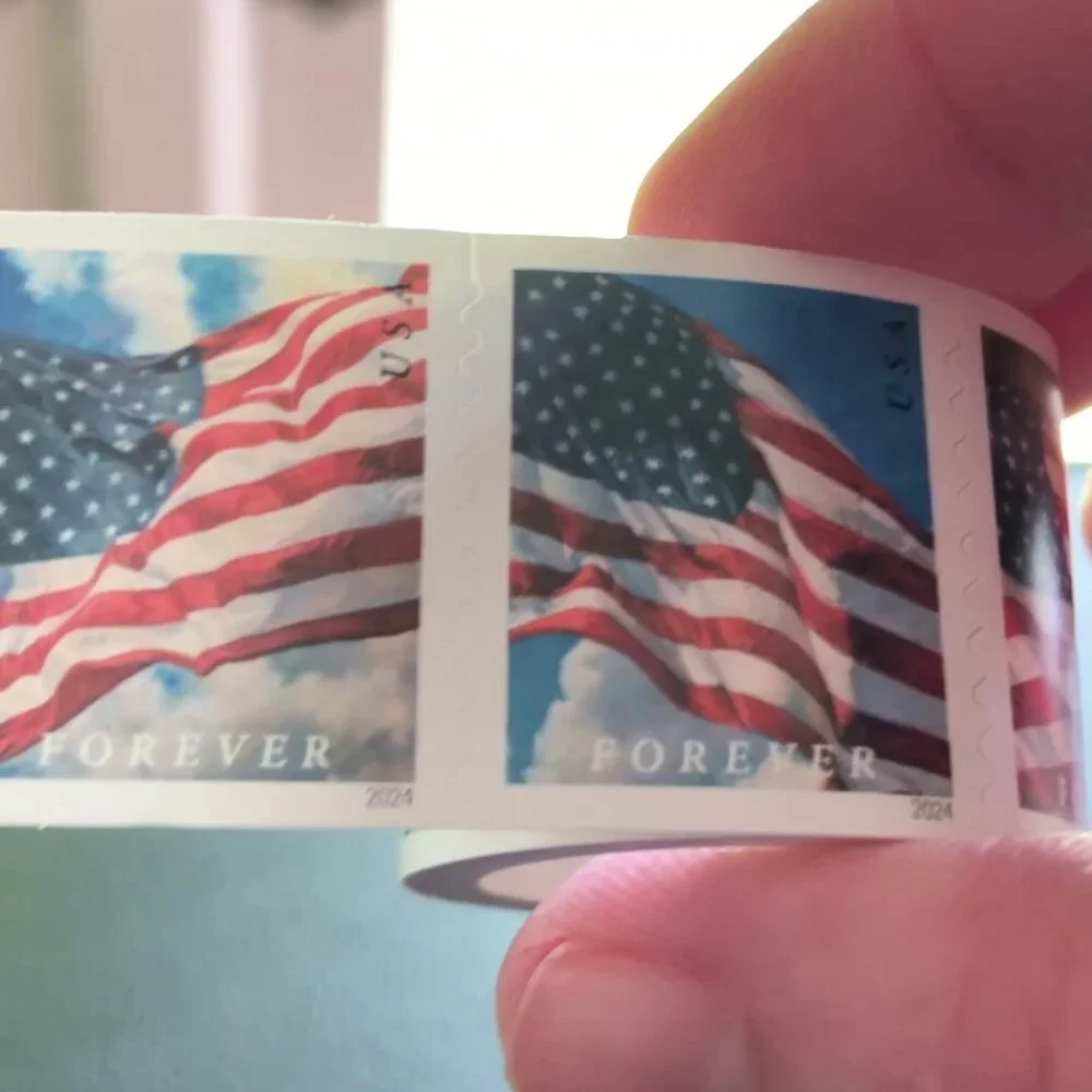 1 Roll of Genuine USPS Forever Stamps (100 Stamps)