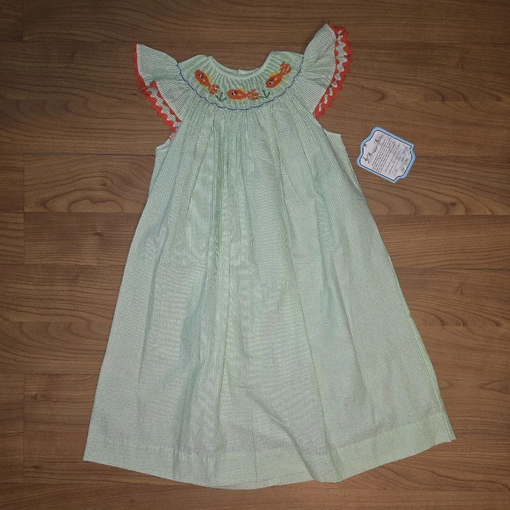 N/A charming green