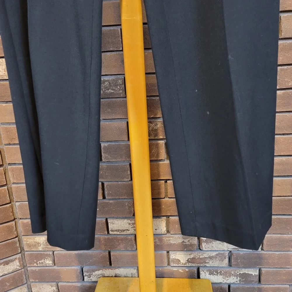 BCBGMaxAzria leg straight