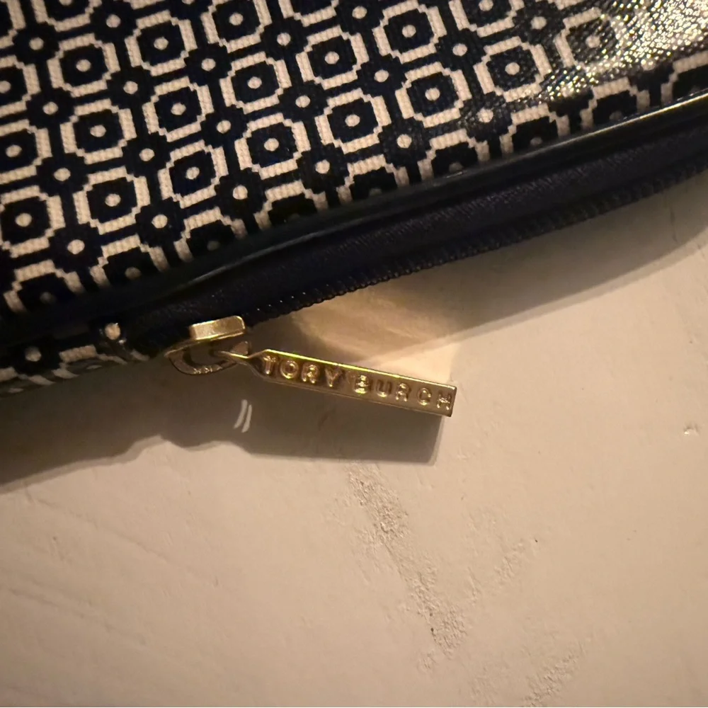 Tory Burch Navy and White Geometric Tablet Sleeve