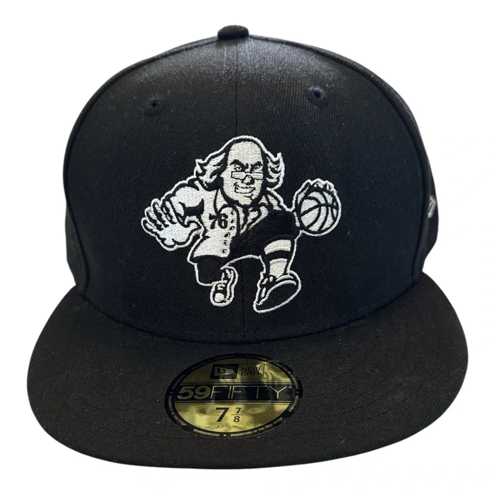 New Era stylish black
