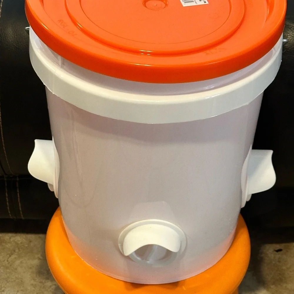 Chicken feeder this chicken