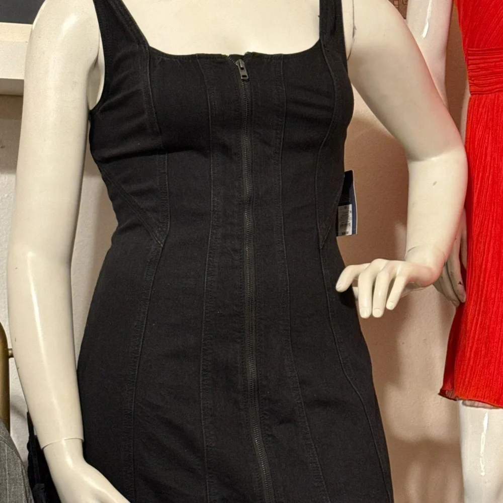 Universal Thread Black Sleeveless Denim Dress 2 • NWT