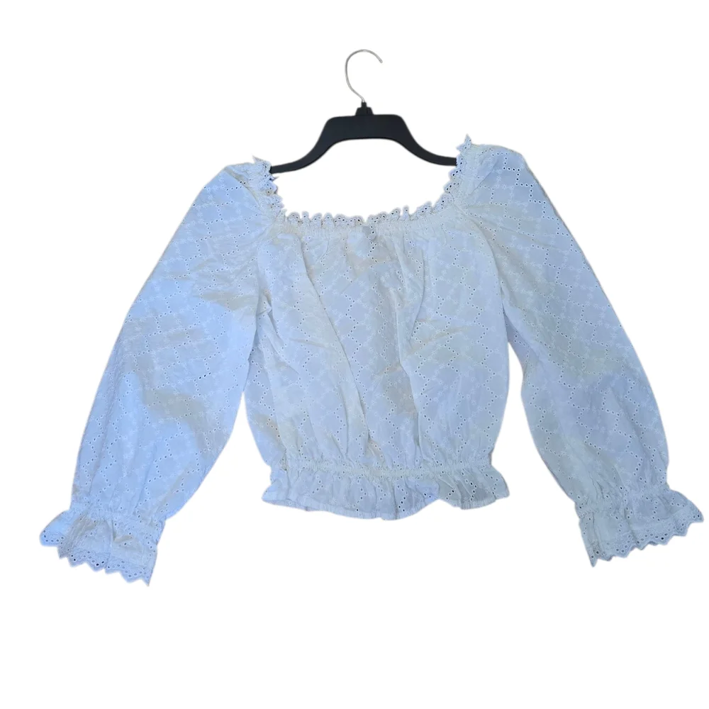 3/$15 Divided White Peasant Eyelet Crop Top Size 2