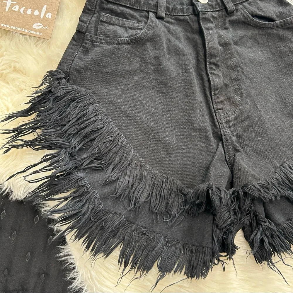 Tacoola honey shorts