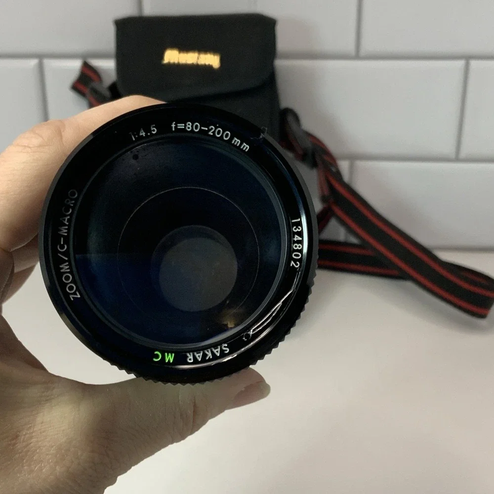 Sakar MC Zoom/C Macro 1:4.5 F=80-200 MM Mount Made in Japan 123412 With Mustang