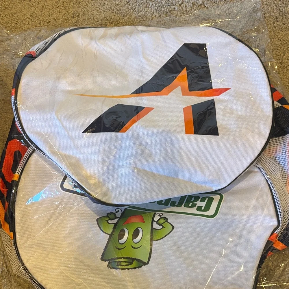 N/A tote perfect featuring