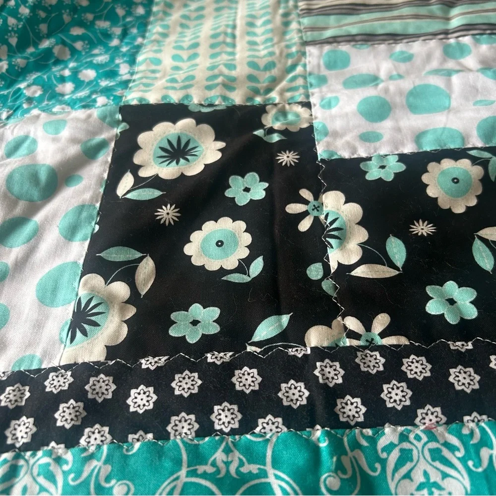 Patchwork Quilt with Teal and Black Accents #0825258