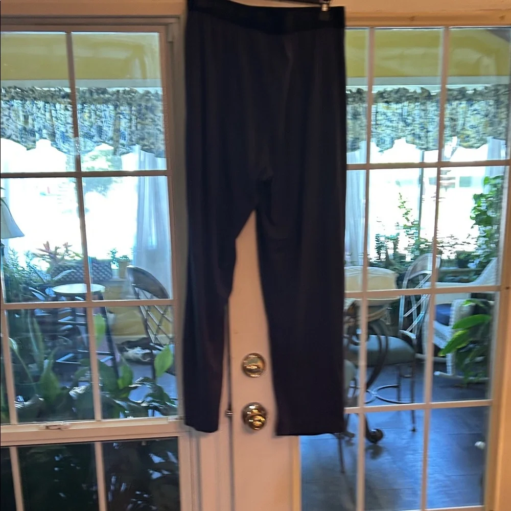 Black Lounging Pants XL Super Soft and Very Comfortable.