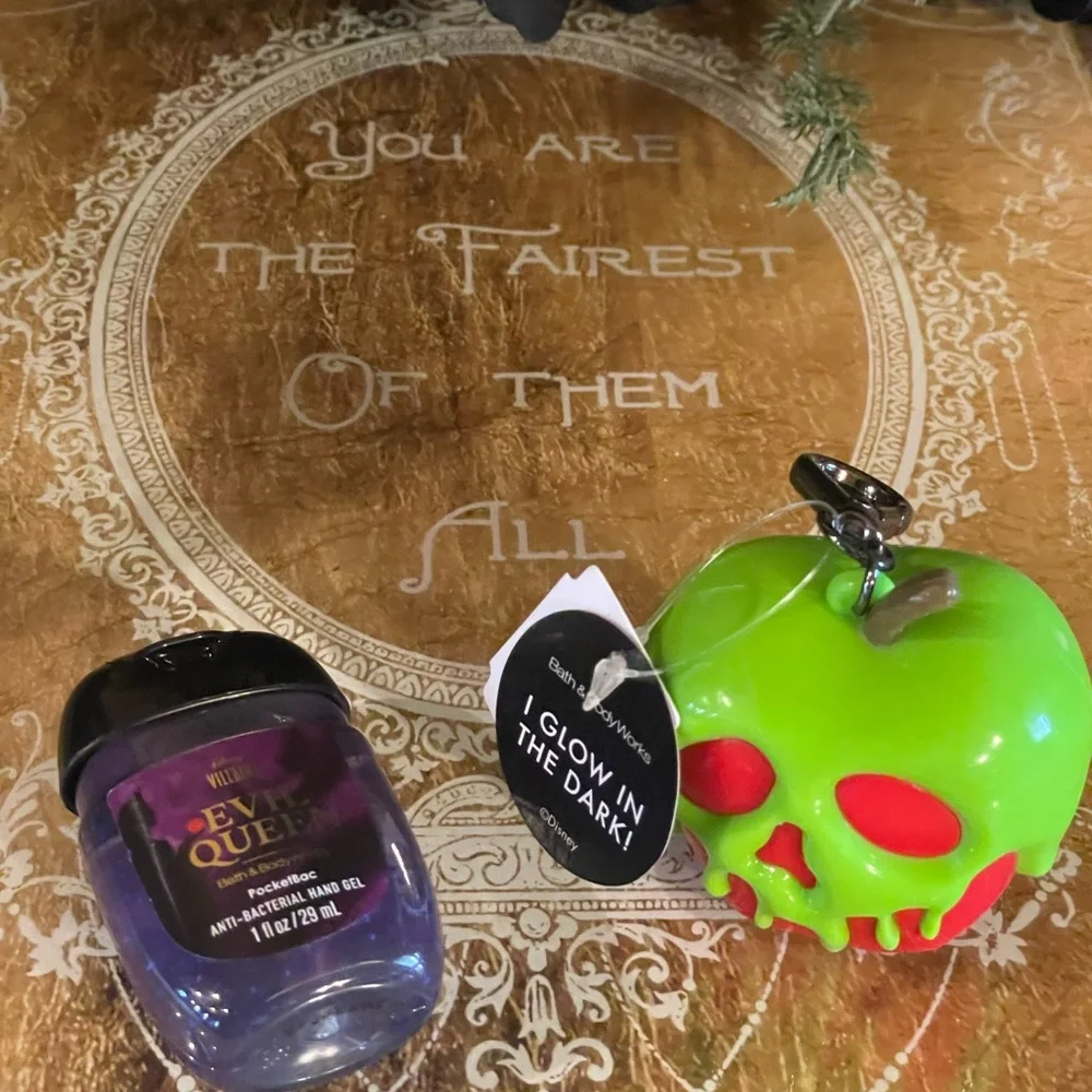 Bath & Body Works bath body