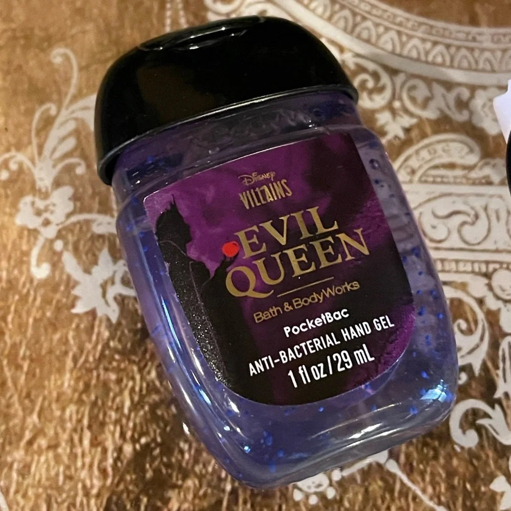 Bath & Body Works bath body