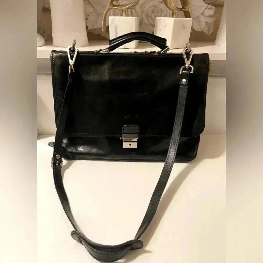 Hebella leather like bag