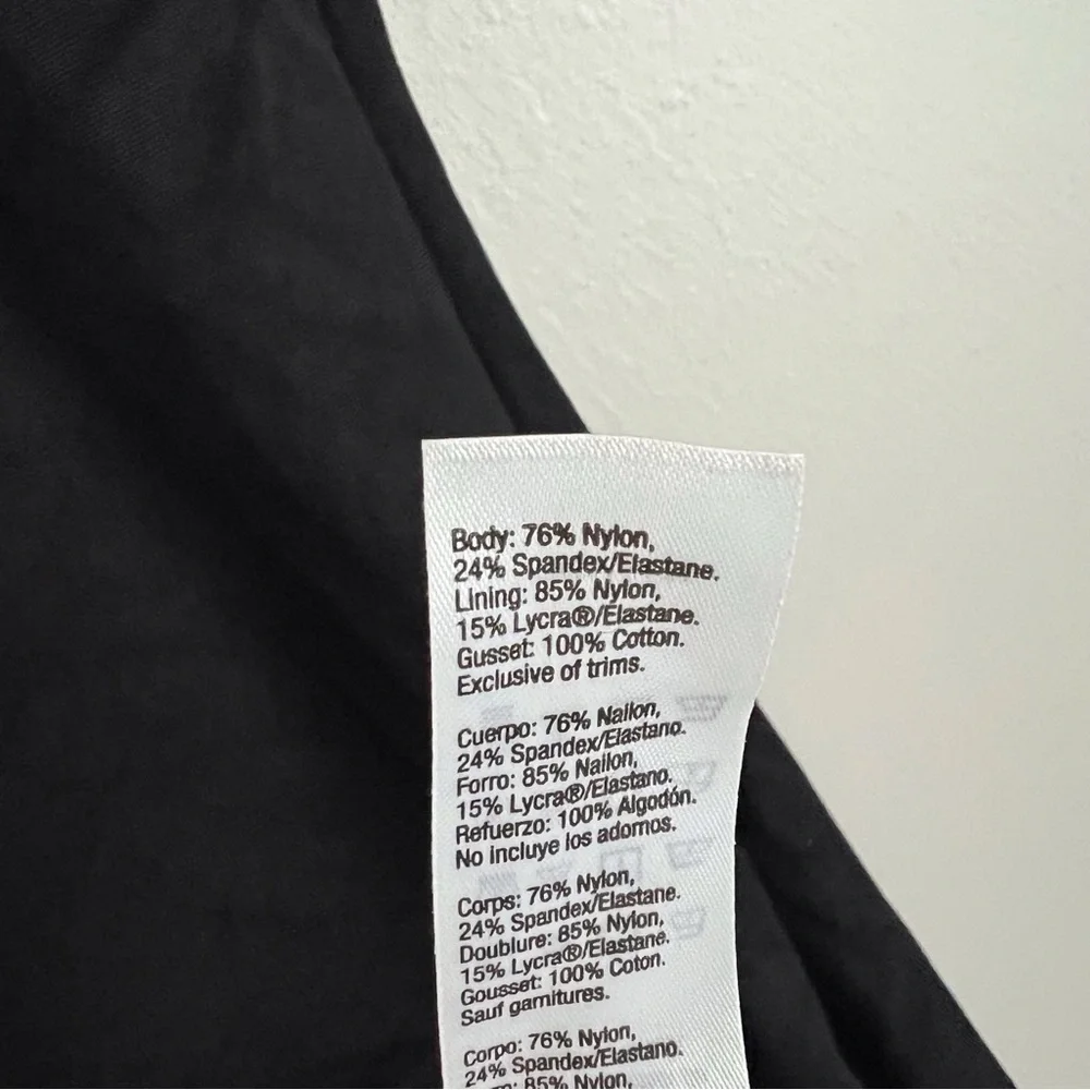 SPANX slimplicity open