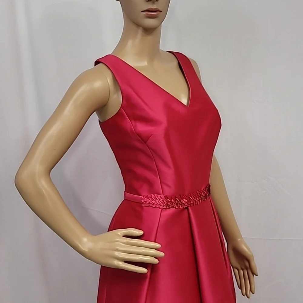 Teri Jon Fuschia Sleeveless V Neck Dress