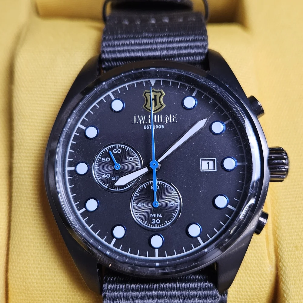 J.W. HULME box large strap