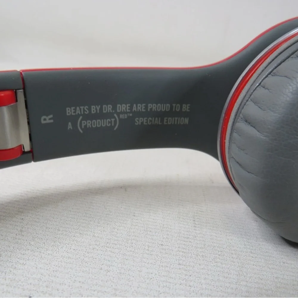 Beats by Dre stylish red