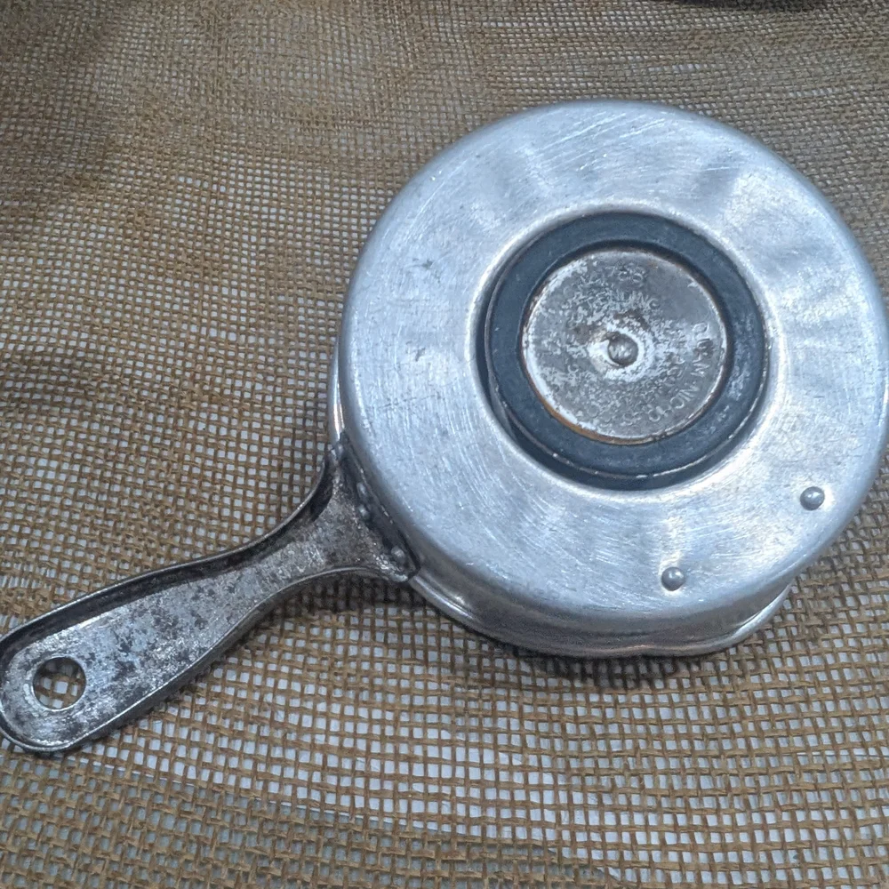 Vintage Kwicky Juicer, Metal Citrus Reamer with Handle, Chicago, IL